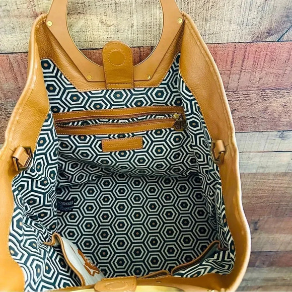 Jonathan Adler Hex Handle Leather Bag - Picture 7 of 10